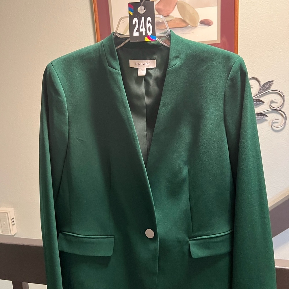 Nine West Women's Emerald Blazer NWT #246DAGO
